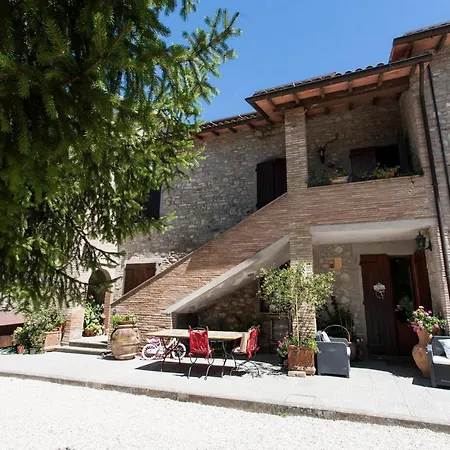 Podere Caldaruccio La Pineta - Umbertide فيلة